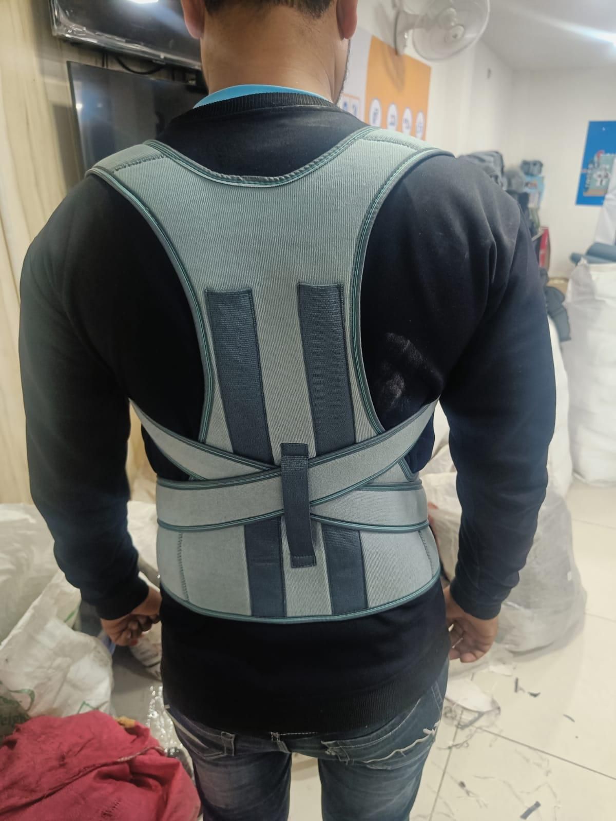 Heavy Duty Posture Corrector for Men & Women – Adjustable Back Brace for Spine Support, Shoulder Alignment & Pain Relief (Universal Size)